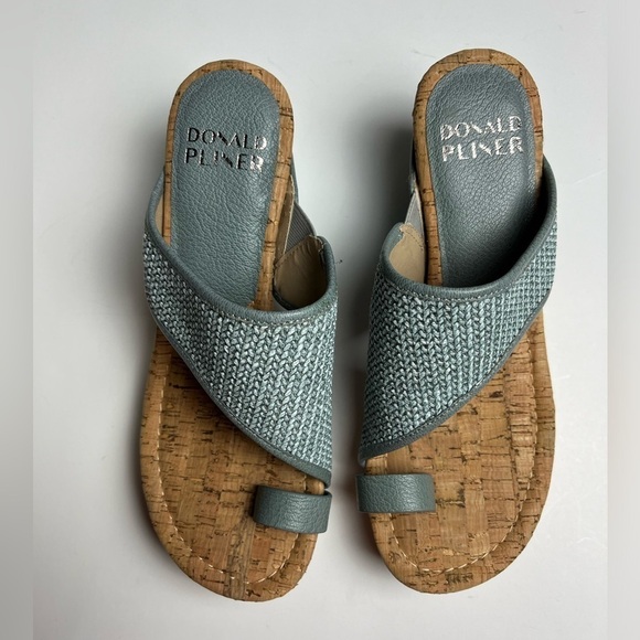 NWOT Donald J Pliner Gyer Wedge Sandal denim color memory foam insole size 7.5M - Picture 3 of 6